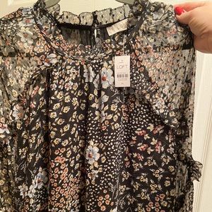 Loft Women’s floral blouse